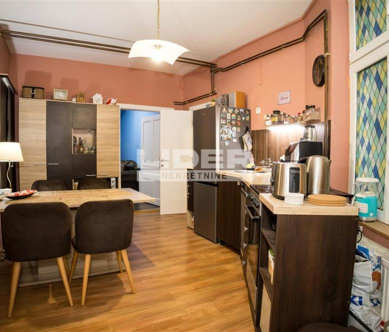 Stan Prodaja Beograd Skadarlija 77 m2