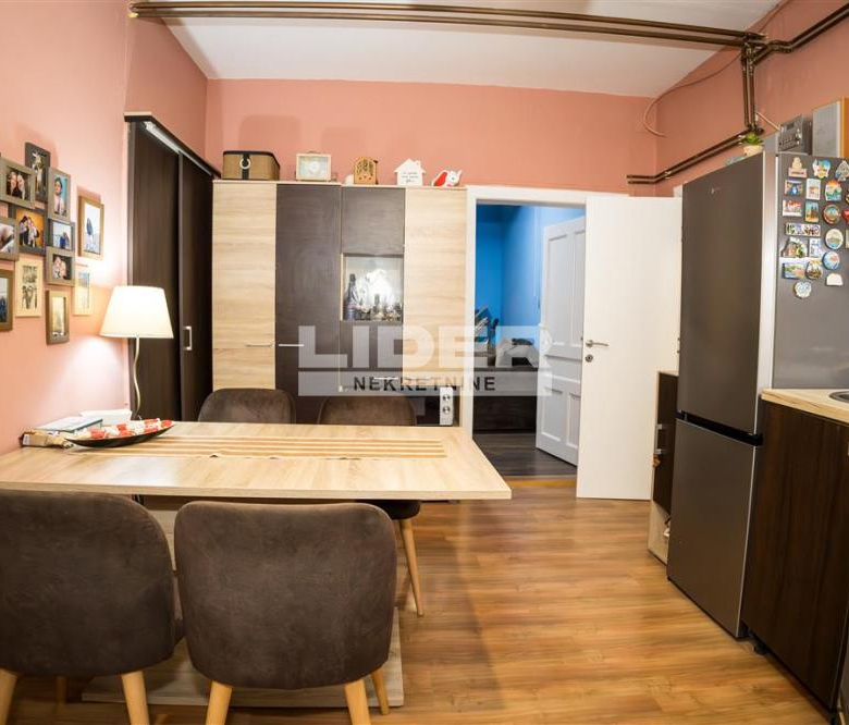 Stan Prodaja Beograd Skadarlija 77 m2