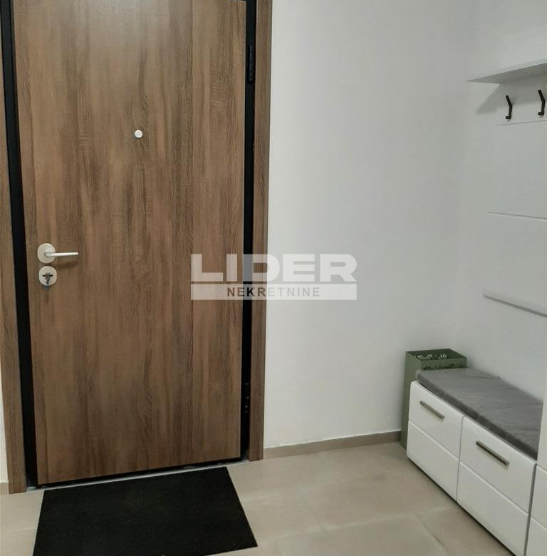 Stan Izdavanje Beograd Hala Pionir 58 m2