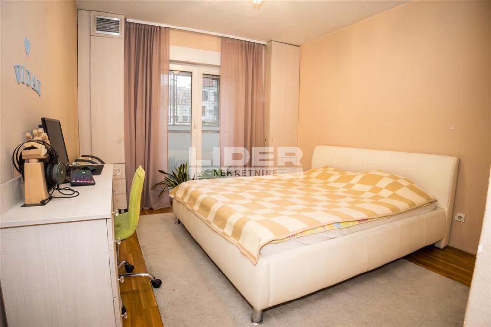 Stan Prodaja Beograd Banovo Brdo 69 m2