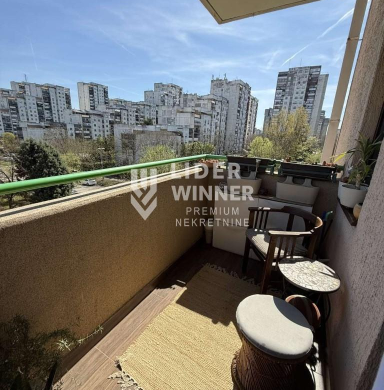 Stan Prodaja Beograd Blok 62 64 m2