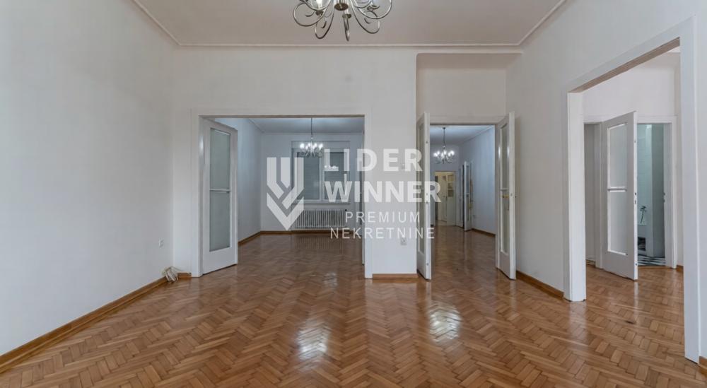 Lokal Izdavanje Beograd Trg Nikole Pašića 136 m2