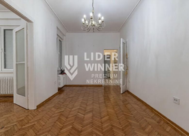 Lokal Izdavanje Beograd Trg Nikole Pašića 136 m2