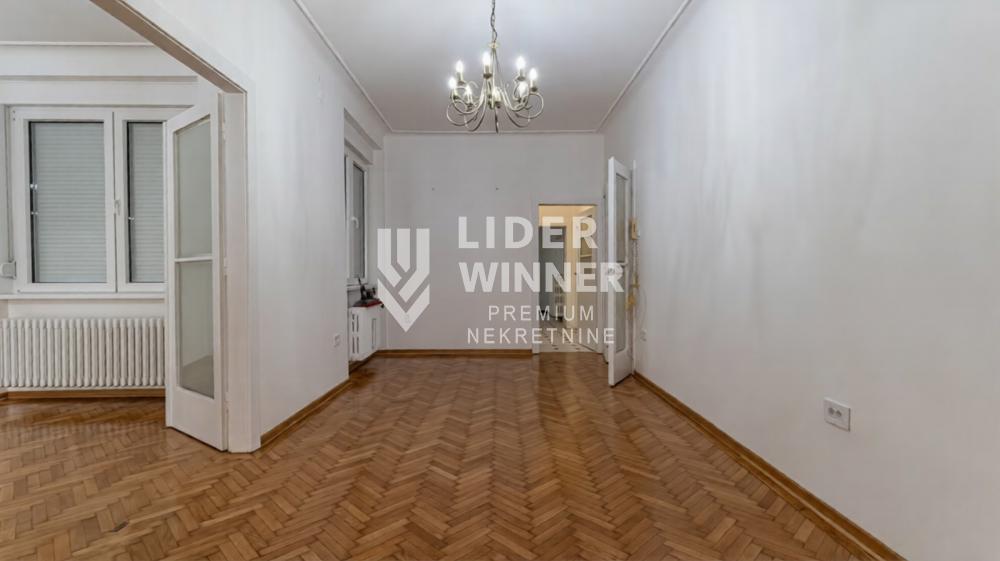 Lokal Izdavanje Beograd Trg Nikole Pašića 136 m2