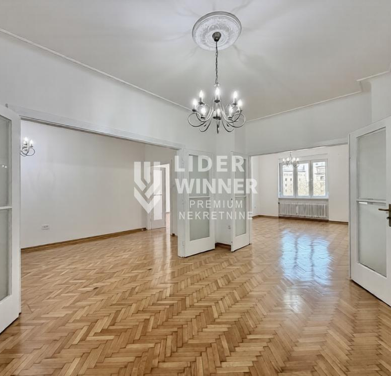 Lokal Izdavanje Beograd Trg Nikole Pašića 136 m2