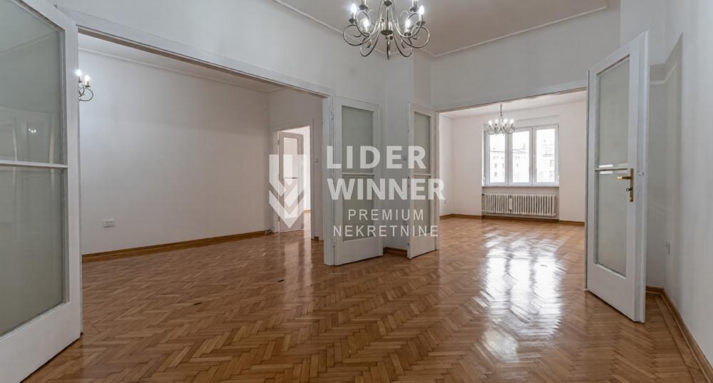 Lokal Izdavanje Beograd Trg Nikole Pašića 136 m2