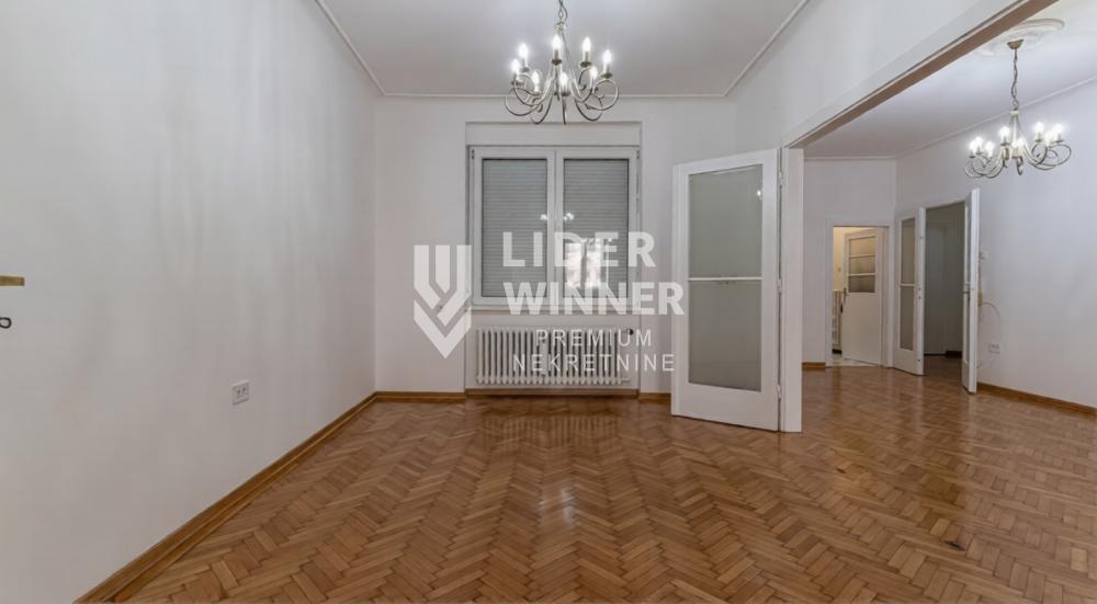 Lokal Izdavanje Beograd Trg Nikole Pašića 136 m2