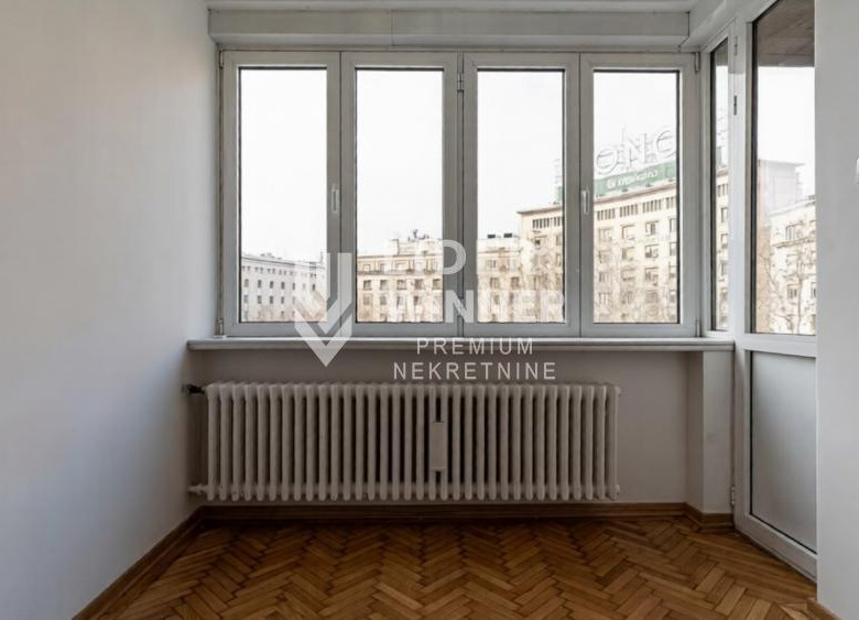 Lokal Izdavanje Beograd Trg Nikole Pašića 136 m2