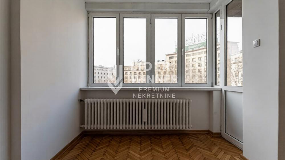 Lokal Izdavanje Beograd Trg Nikole Pašića 136 m2