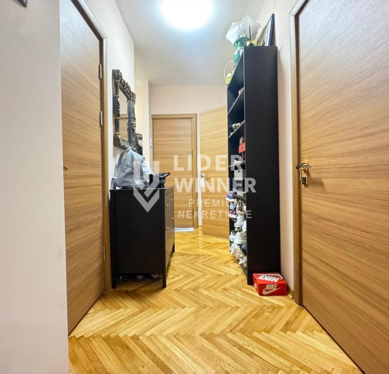 Stan Prodaja Beograd Kalenić Pijaca 84 m2