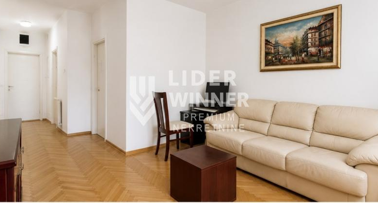 Stan Prodaja Beograd Krunski Venac 76 m2