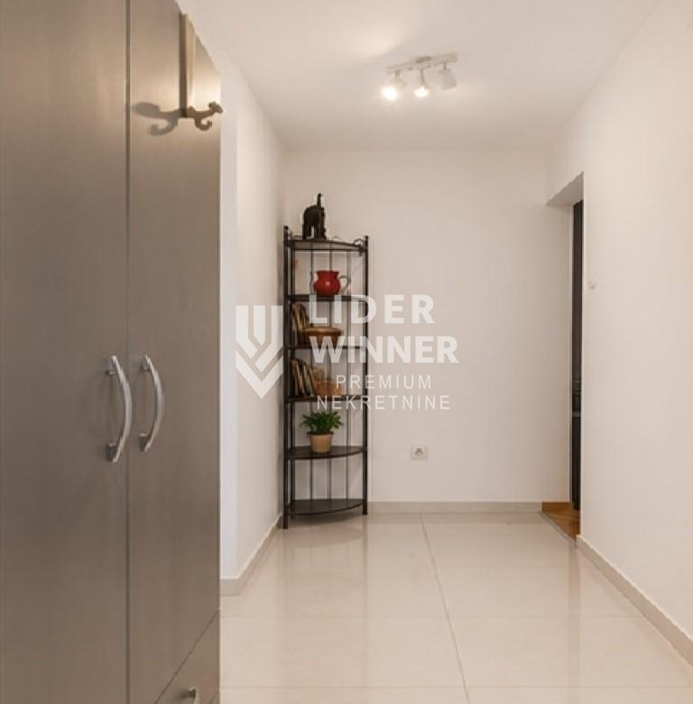 Stan Prodaja Beograd Krunski Venac 76 m2