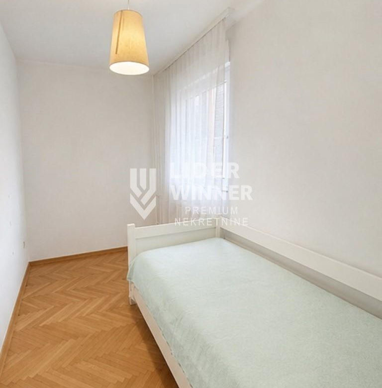 Stan Prodaja Beograd Krunski Venac 76 m2