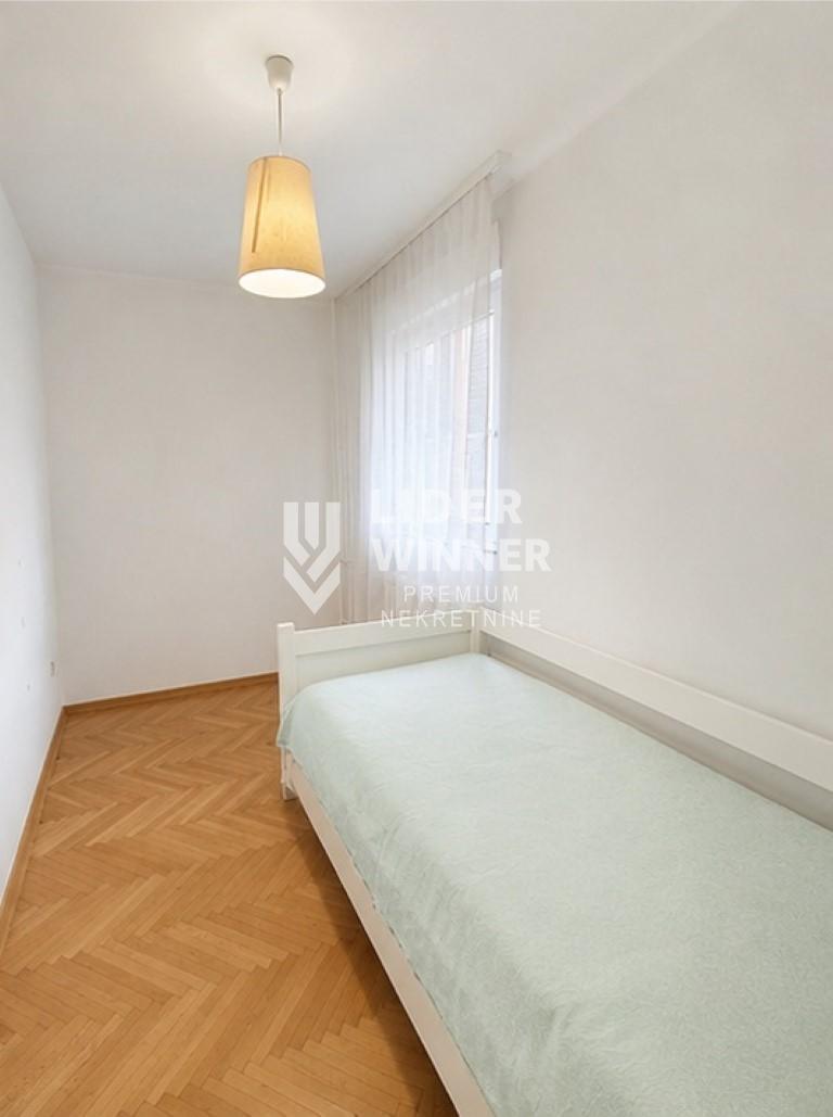 Stan Prodaja Beograd Krunski Venac 76 m2