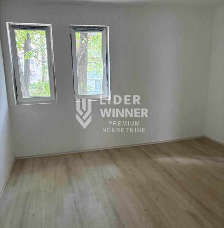 Stan Prodaja Beograd Karaburma 60 m2