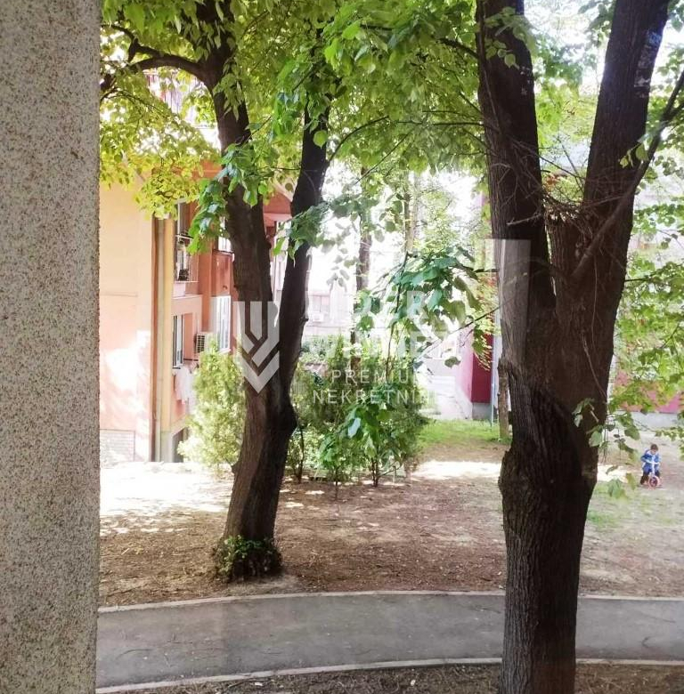 Stan Prodaja Beograd Karaburma 60 m2