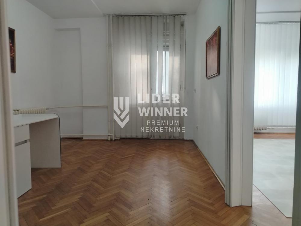 Stan Izdavanje Beograd Topličin Venac 47 m2