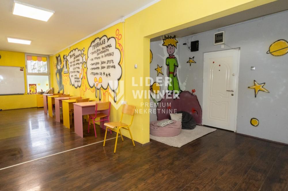 Lokal Prodaja Beograd Hotel Yu 76 m2
