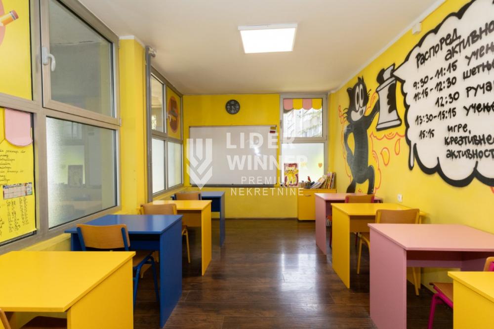 Lokal Prodaja Beograd Hotel Yu 76 m2