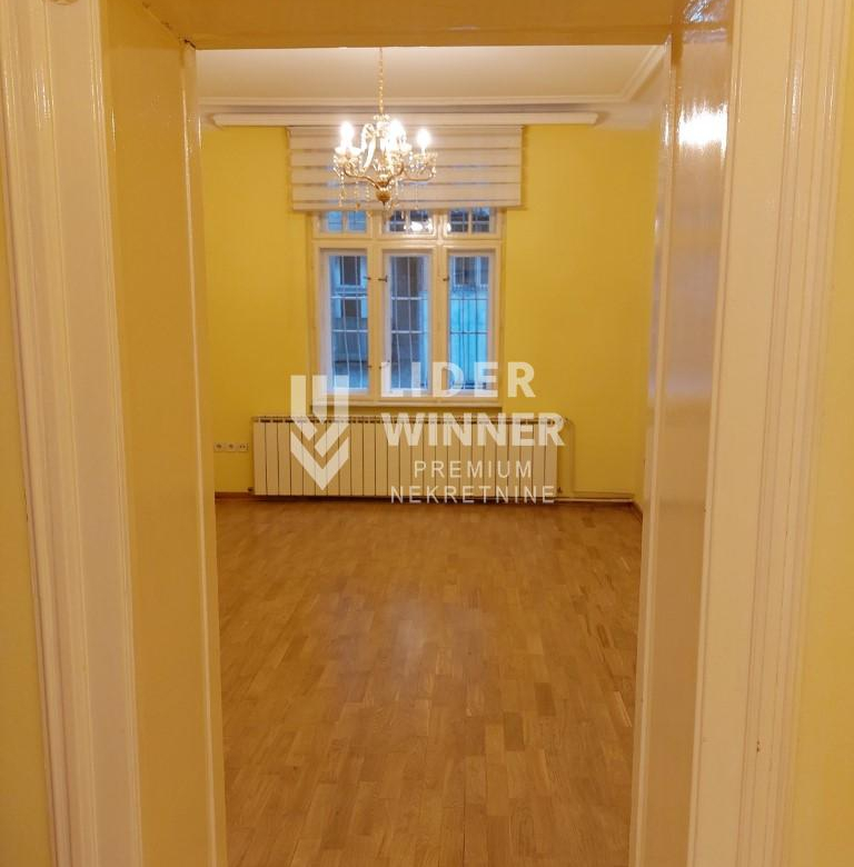 Stan Izdavanje Beograd Terazije 89 m2