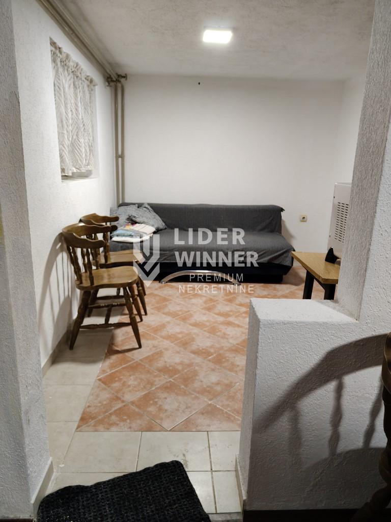 Stan Izdavanje Beograd Banovo Brdo 30 m2