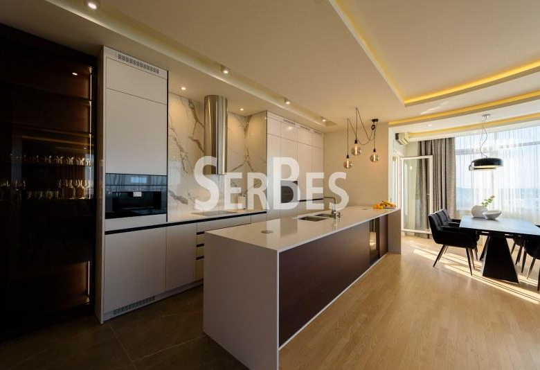 Stan Prodaja Novi Sad  230 m2