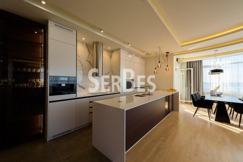 Stan Prodaja Novi Sad  230 m2