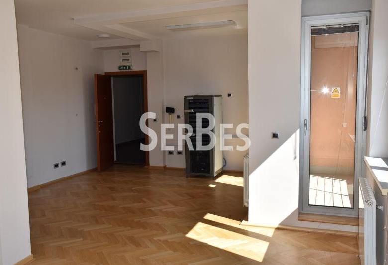 Odličan duplex 185m2 kod Spensa ID#1474.