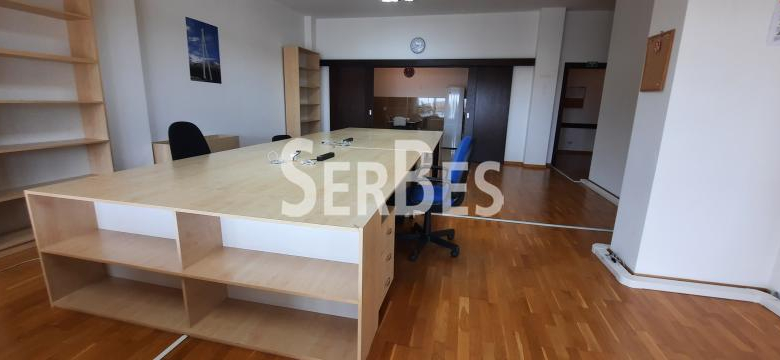 Lokal Izdavanje Novi Sad  210 m2
