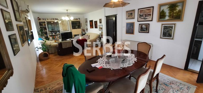 Kuća Prodaja Novi Sad  200 m2