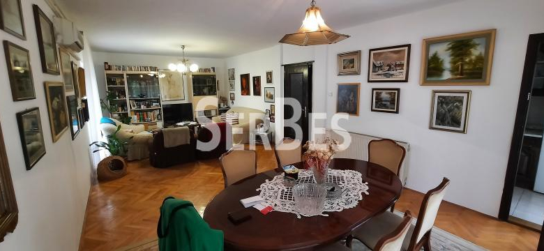 Kuća Prodaja Novi Sad  200 m2