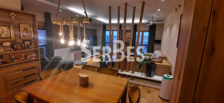 Stan Prodaja Novi Sad  132 m2