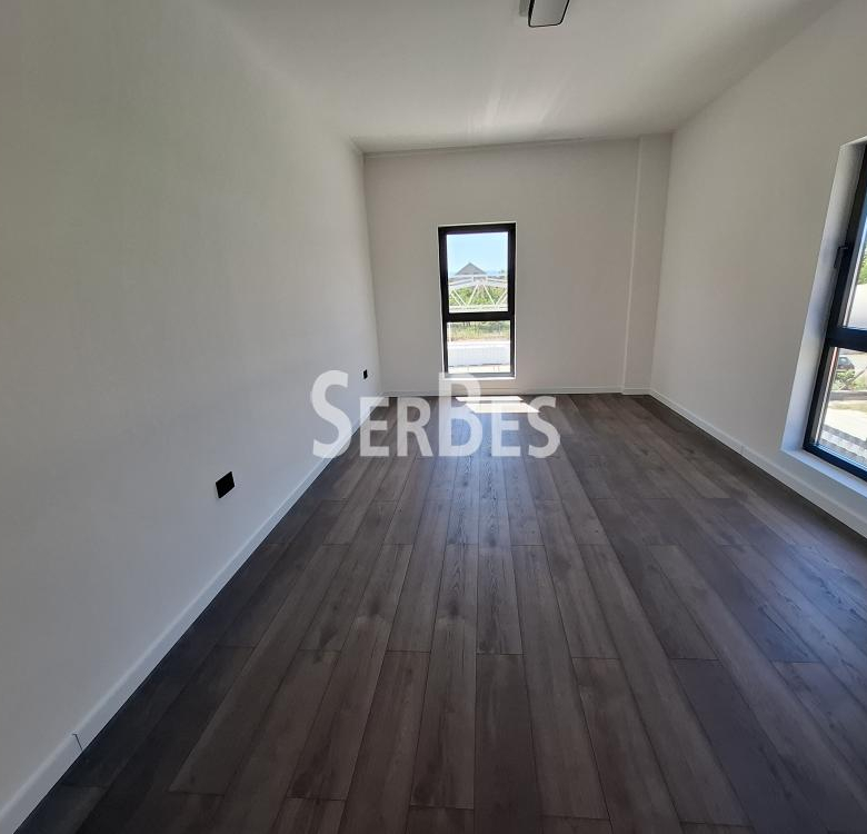 Lokal Prodaja Novi Sad  600 m2
