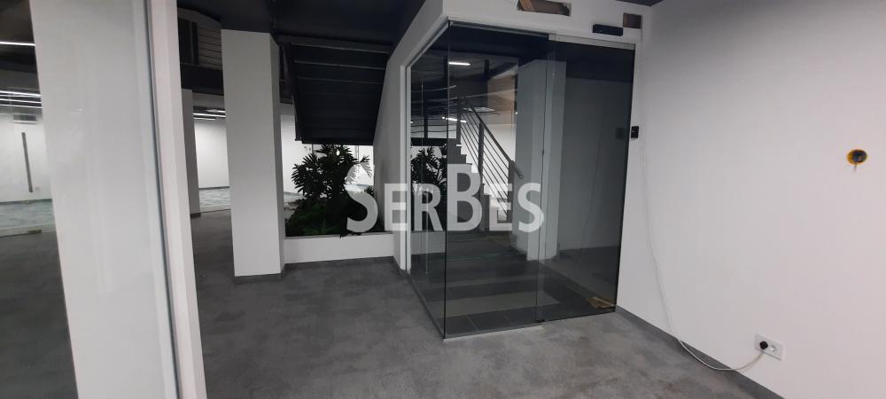 Lokal Prodaja Novi Sad  305 m2
