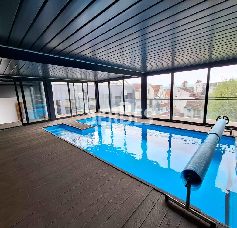 Stan Prodaja Novi Sad  240 m2