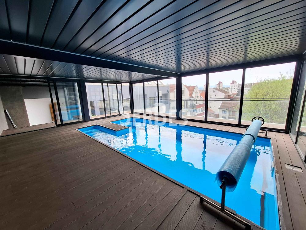 Stan Prodaja Novi Sad  240 m2