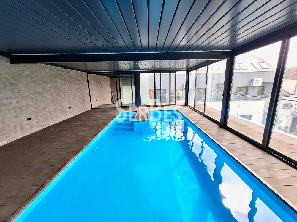 Stan Prodaja Novi Sad  240 m2
