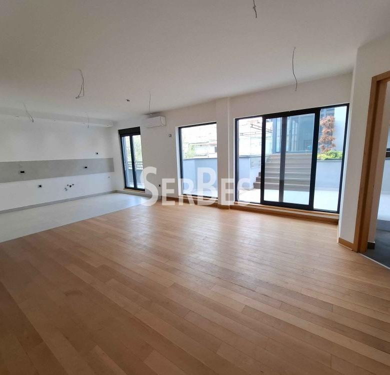 Stan Prodaja Novi Sad  240 m2