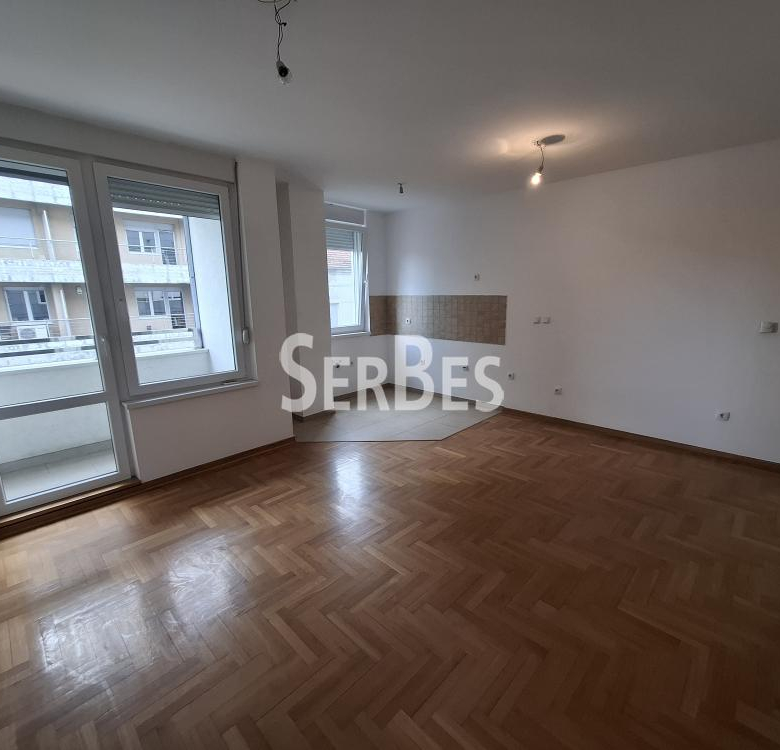 Stan Izdavanje Novi Sad  60 m2