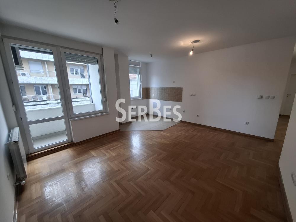 Stan Izdavanje Novi Sad  60 m2