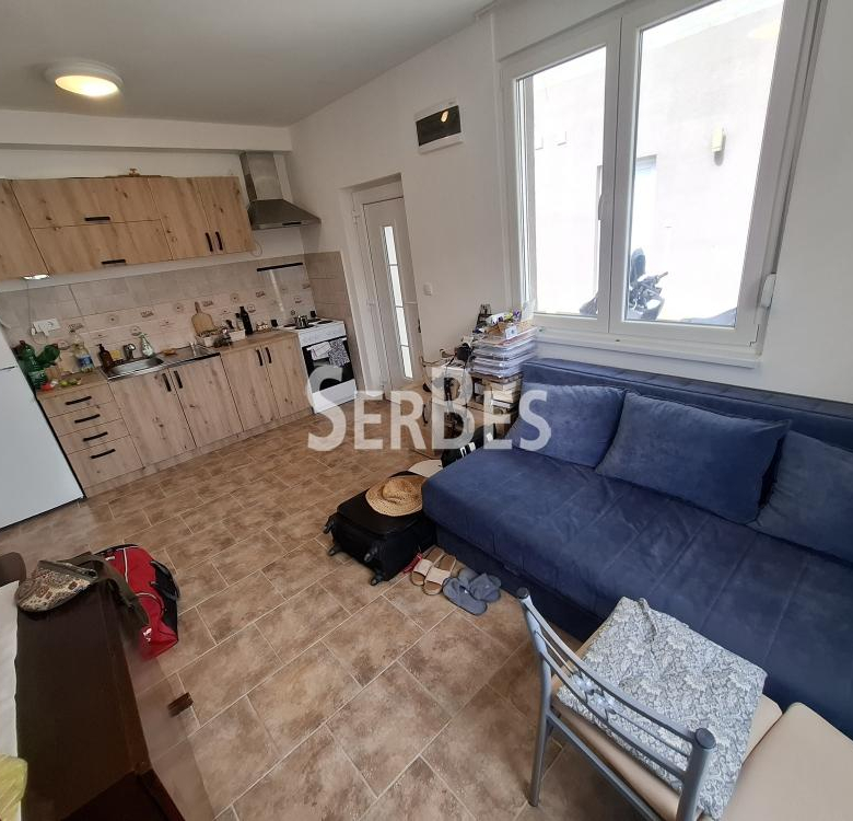 Stan Prodaja Novi Sad  27 m2