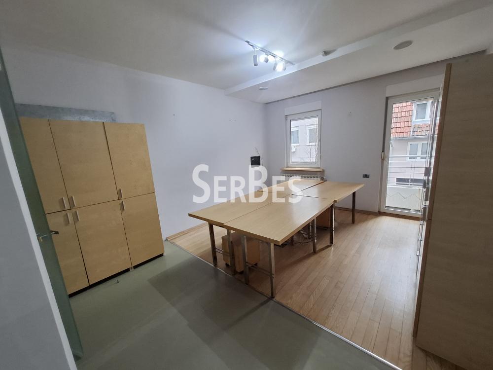 Lokal Izdavanje Novi Sad Lokal Izdavanje Novi Sad 254 m2