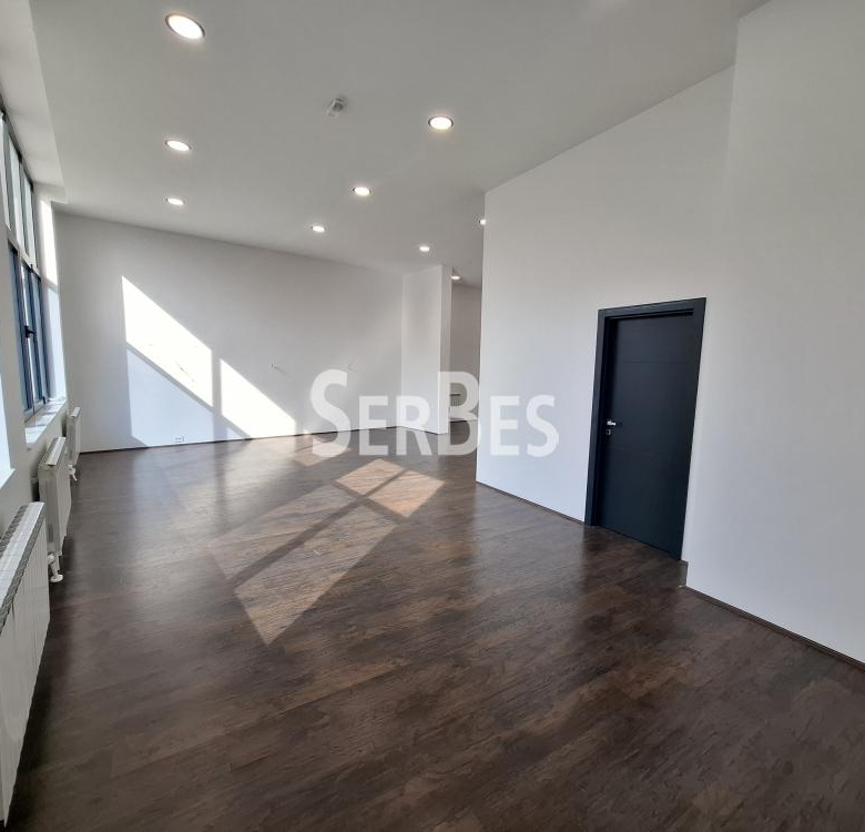 Lokal Izdavanje Novi Sad  128 m2