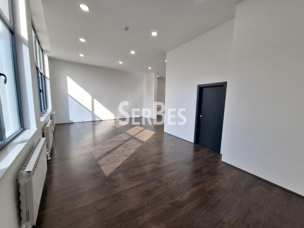 Lokal Izdavanje Novi Sad  128 m2