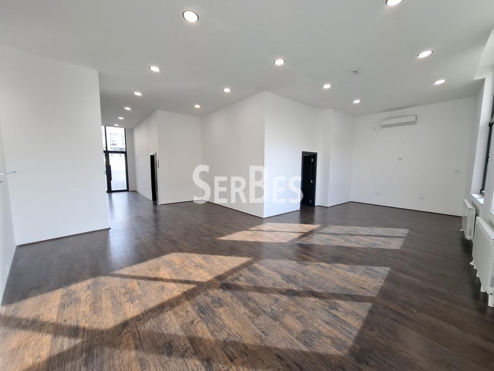 Lokal Izdavanje Novi Sad  128 m2