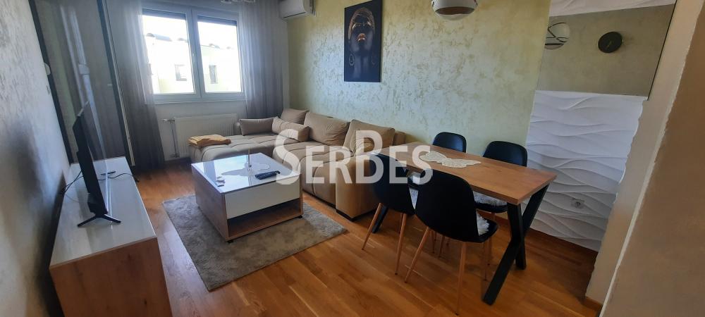 Stan Izdavanje Novi Sad  42 m2