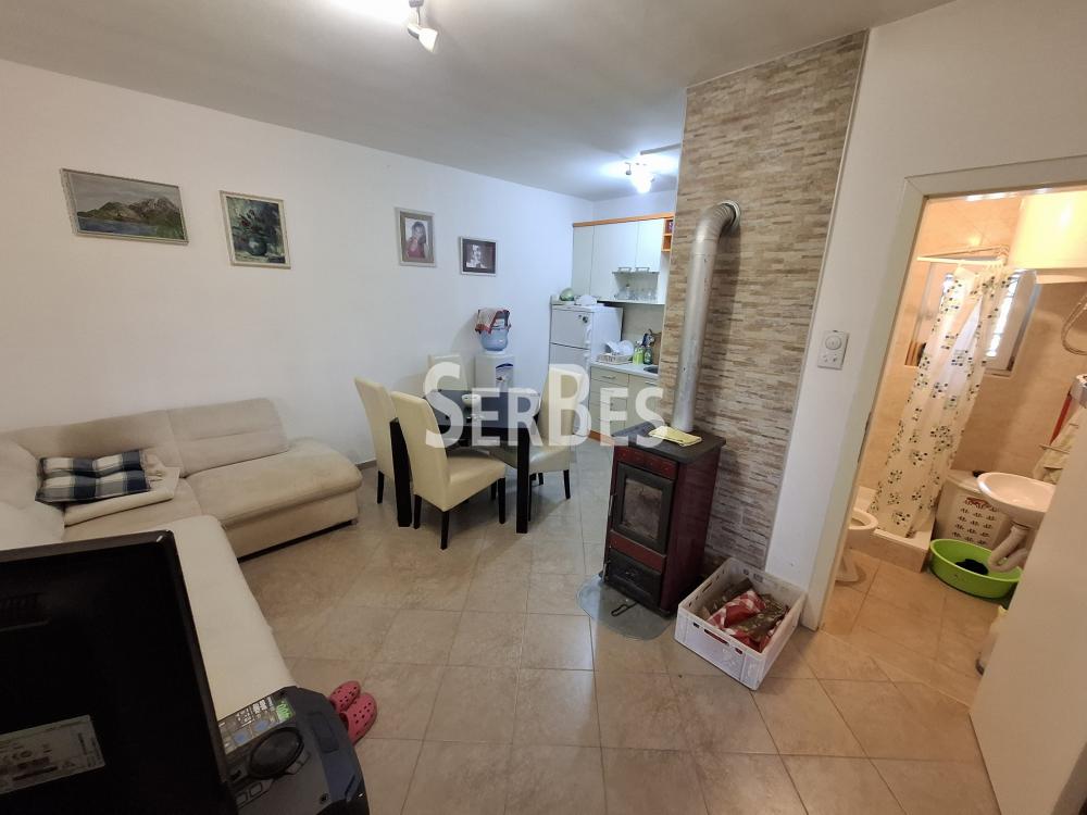 Kuća Prodaja Inđija  45 m2