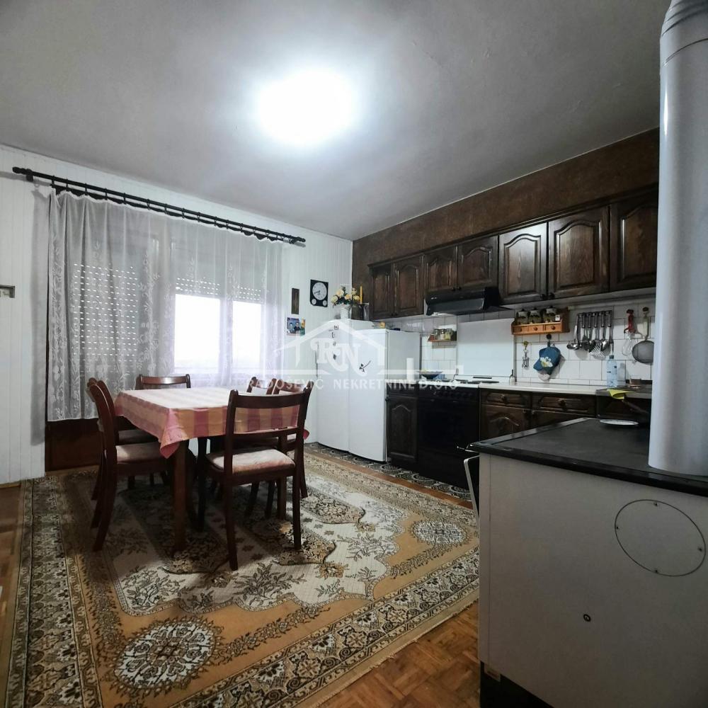 Kuća Prodaja Beograd Velika Moštanica 219 m2