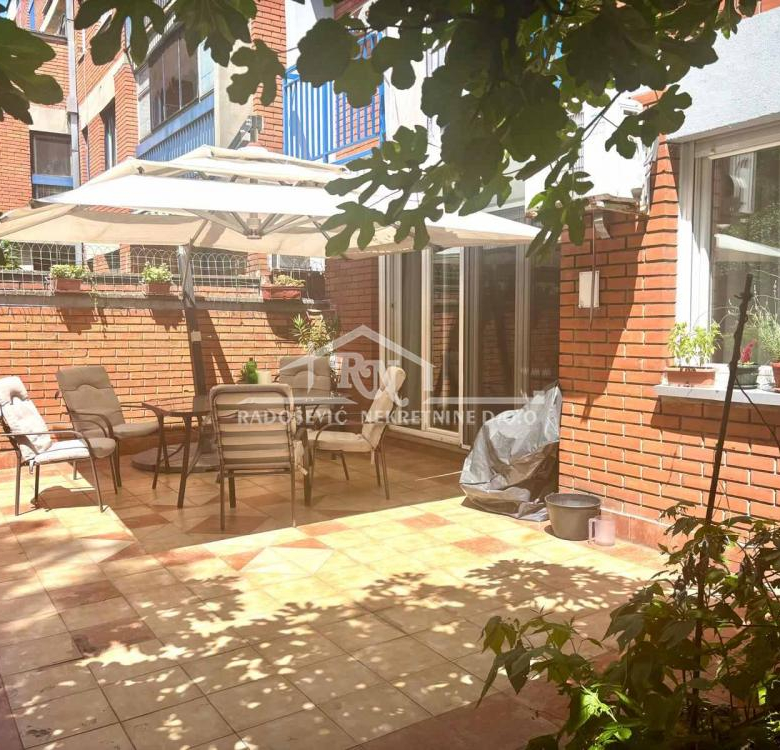 Stan Prodaja Beograd Labudovo Brdo 100 m2