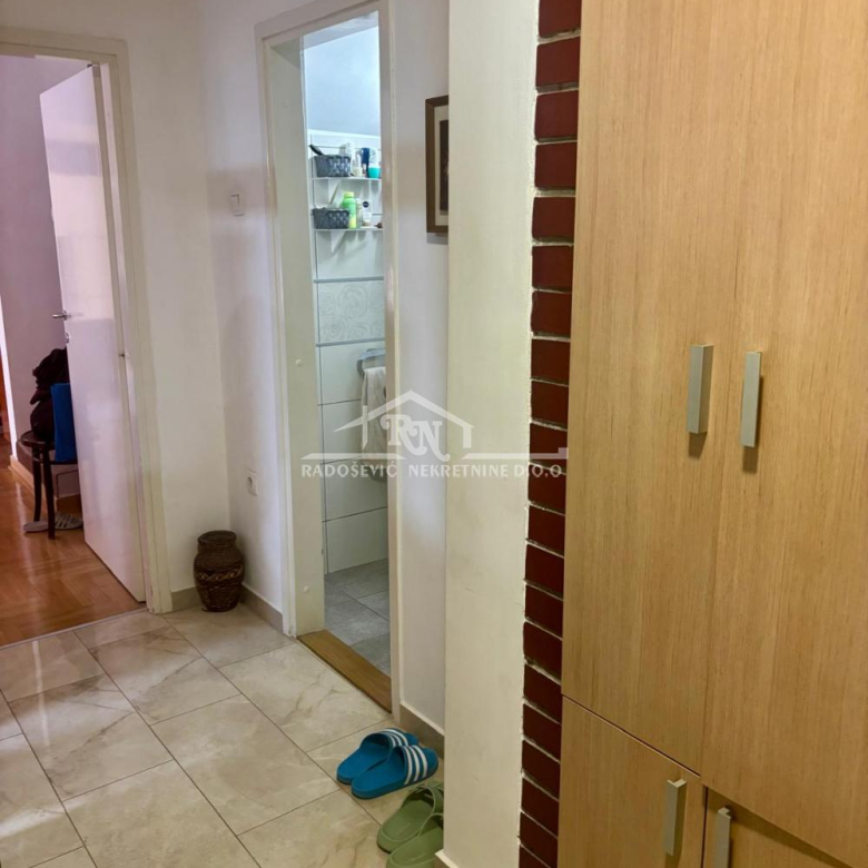 Stan Prodaja Beograd Labudovo Brdo 100 m2